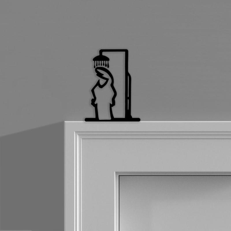 黒いシャワーフィギュア壁飾りミニマリストラインメタルバスルー - Home Bathroom Door Signs のレビューと価格